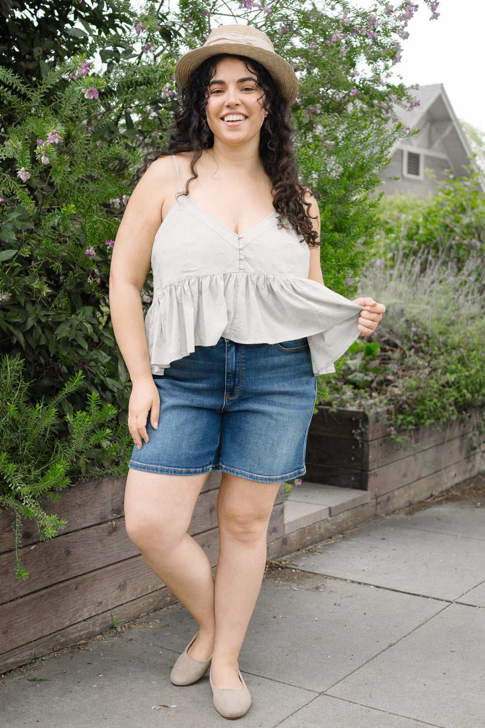 Jane 2-Button Mid Length Dad Shorts – PLUS