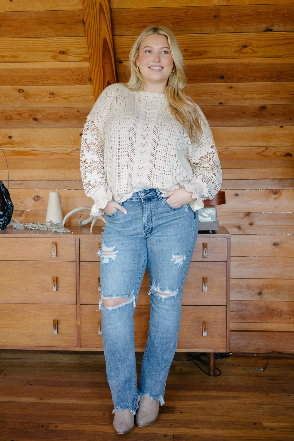 Susie Distressed Straight-Mid Rise Jeans – PLUS