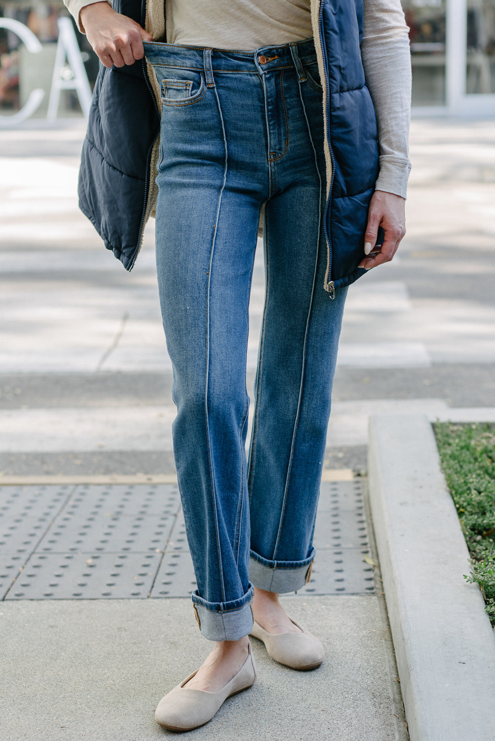 Sally High Rise Front Seam Detail & Cuffed Straight Fit Jeans - Image 3