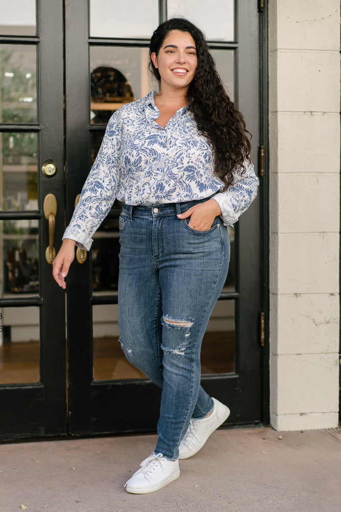 Andrea High Waist Skinny Jeans with Rips - PLUS - Image 5