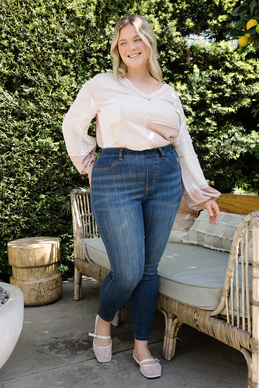 Sue Patch Pocket Pull-On Classic Skinny Jeans - PLUS - Image 3