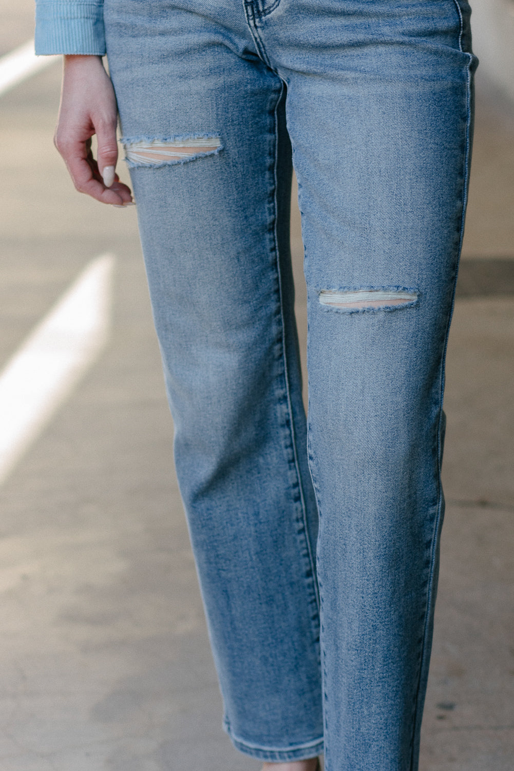 Ophelia Mid Rise Dad Jeans - Image 5