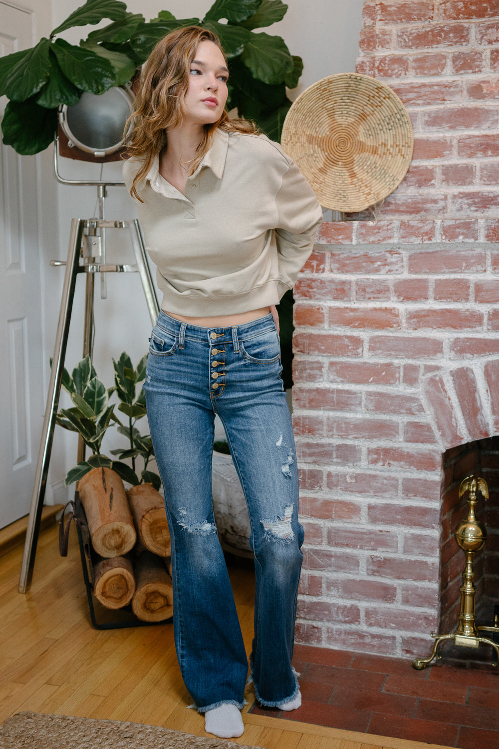 Indie Mid Rise Flare Jeans – Buttoned Up and Ready to Flaunt - Image 5