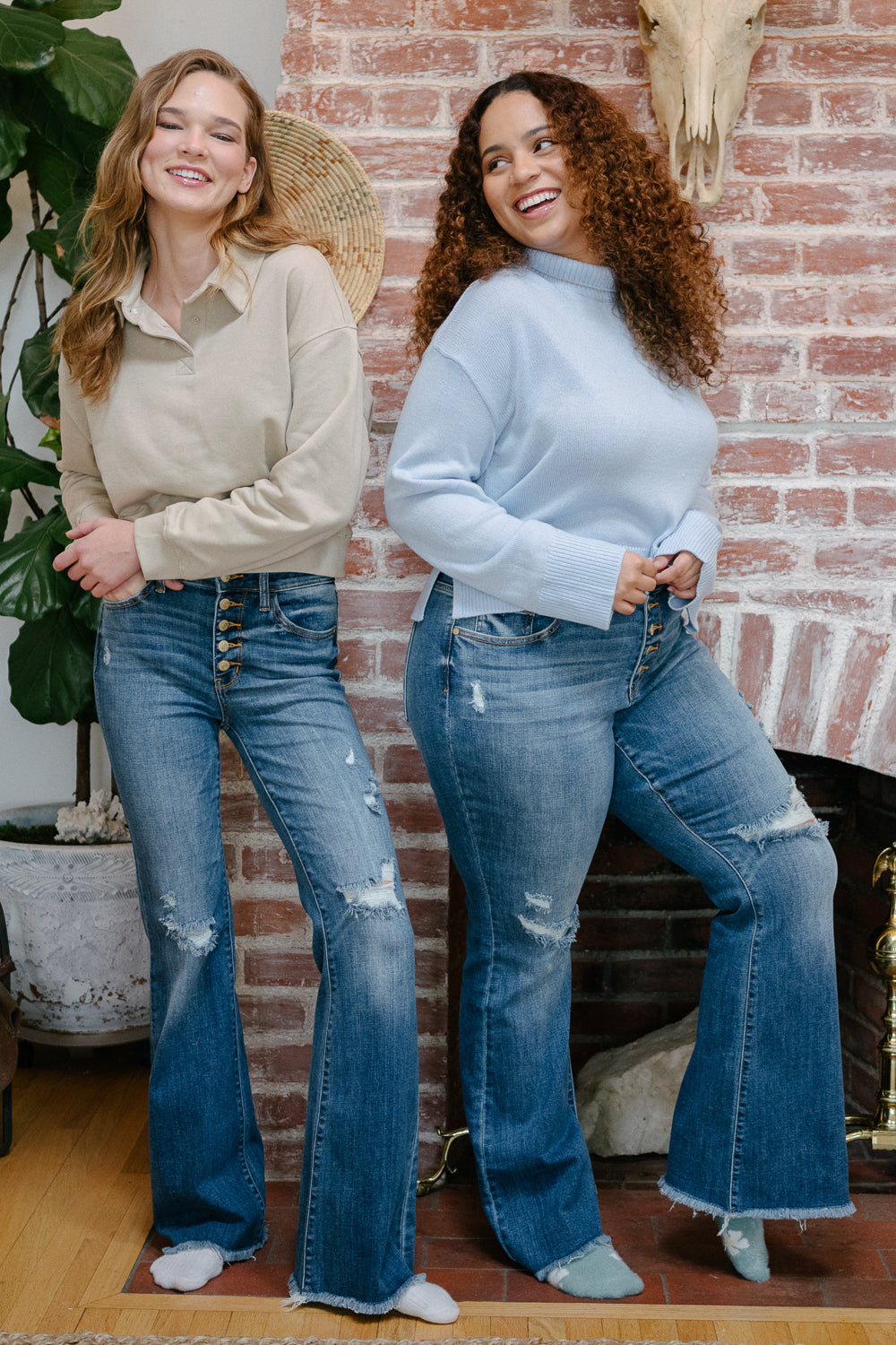 Indie Mid Rise Flare Jeans – Buttoned Up and Ready to Flaunt - Image 10