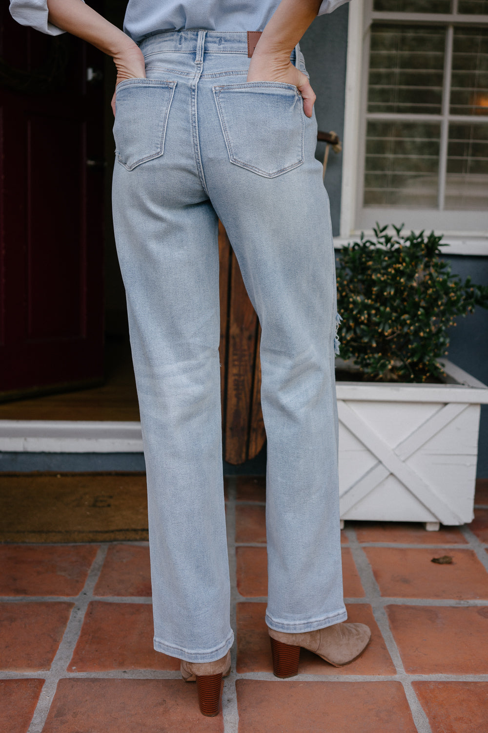 Laurel High Rise Rigid Magic 90's Straight Jeans - Image 7